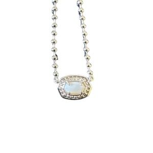 New w/Tags Kendra Scott Silver Emilie Pendant Necklace in Ivory Mother-of-Pearl